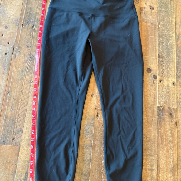 EUC Lululemon Leggings High Waist - Black, size 10 - Picture 3 of 5